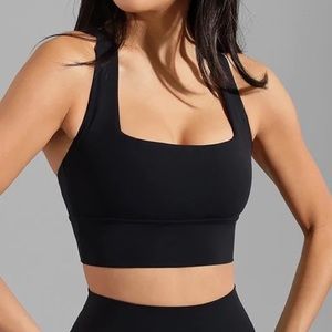 Buff bunny Revolution Sports Bra